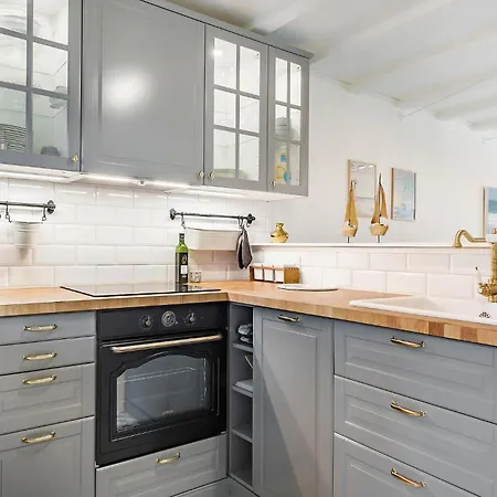 Stunning In With Wifi Apartamento Hals
